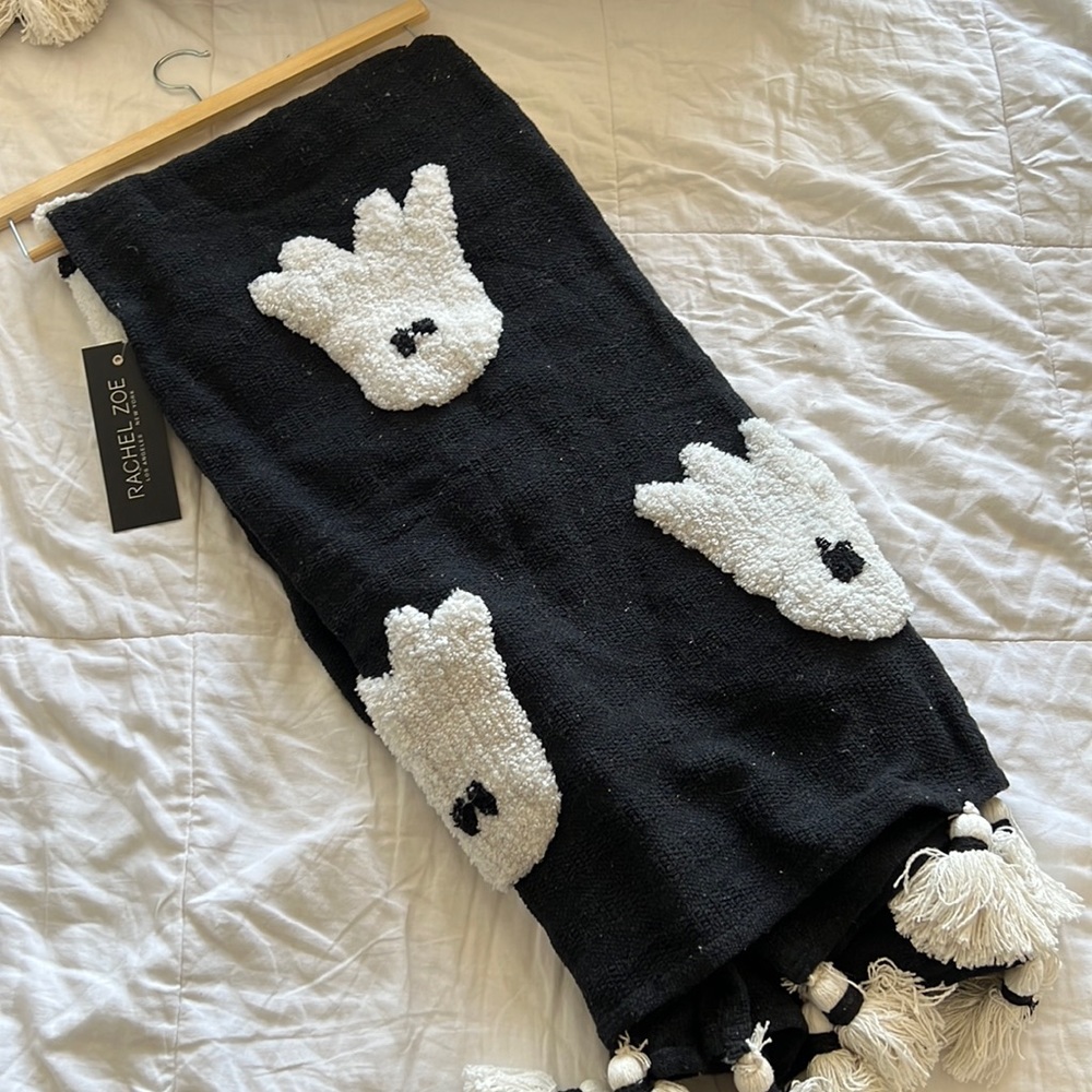 Rachel Zoe Ghost Halloween throw blanket HARD TO FIND